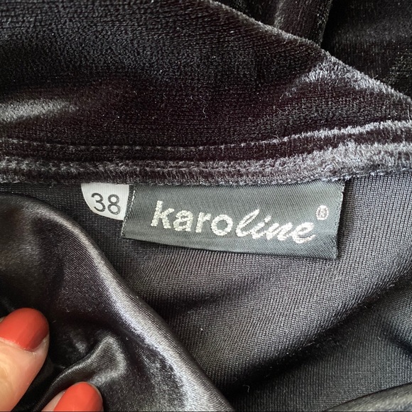 🖤 KAROLINE BLACK VELVET ROSE DETAIL COCKTAIL DRESS! - Picture 5 of 8